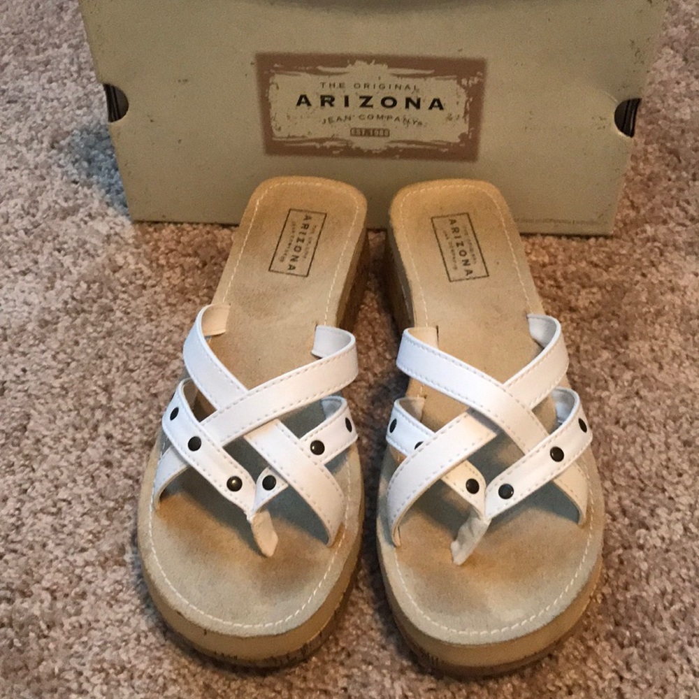 Arizona white sandal/flip flops